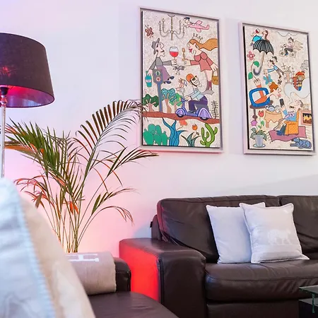 Arc De Triomphe Apartment *